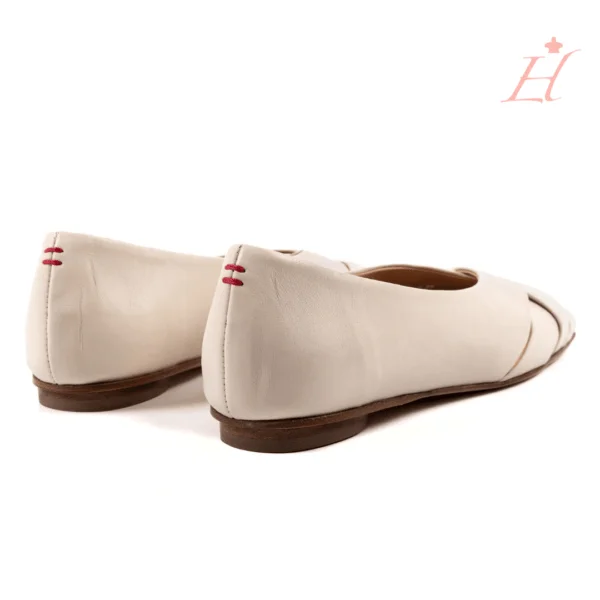 Square toe ballet flats in genuine leather