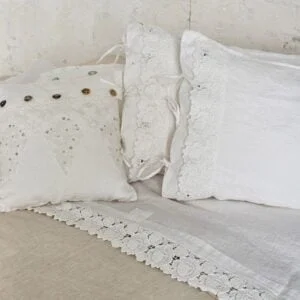 Light Linen Sheet with Rose Lace - Pure Art