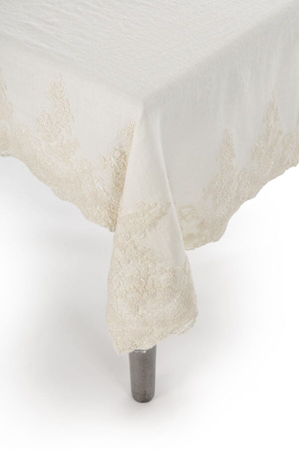 Tovaglia 130x220cm in lino con pizzo "Elegante" - immagine 3