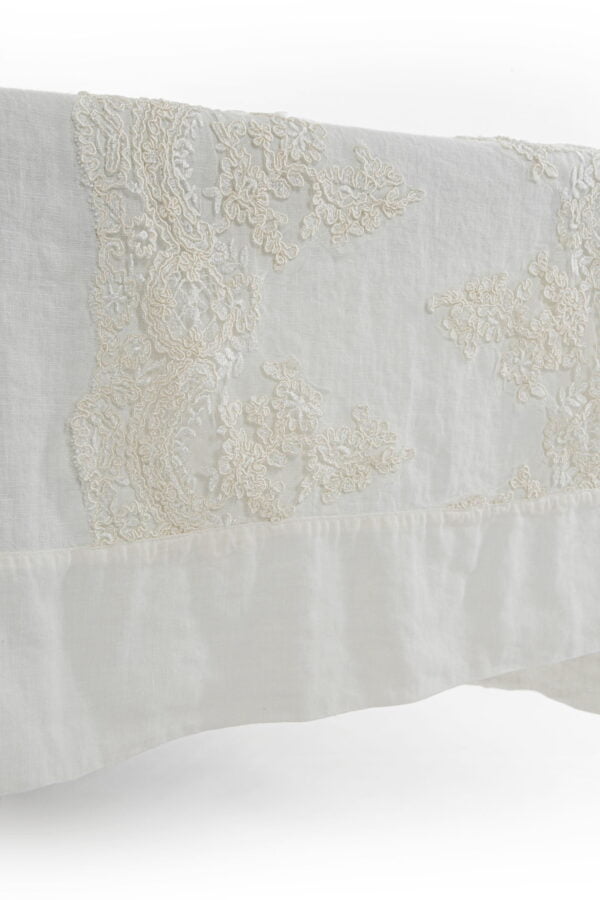 Tovaglia 180x180cm in lino con pizzo "Elegante" - immagine 3