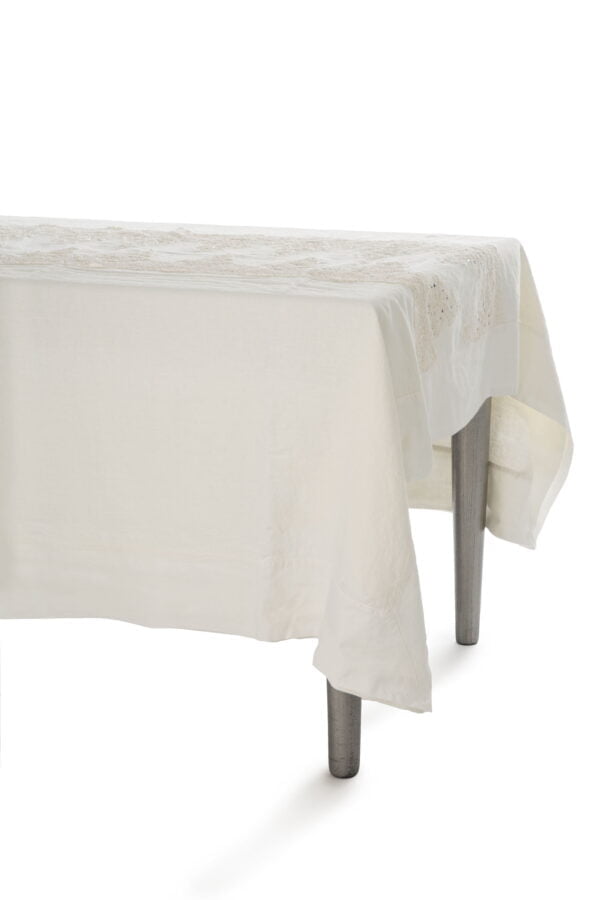 Tablecloth in. Linen