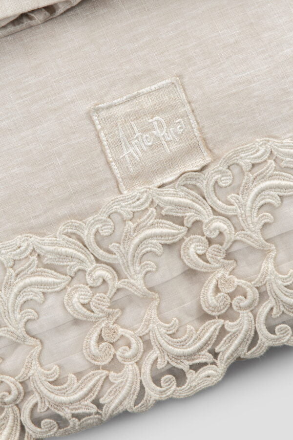 Set matrimoniale in lino leggero con pizzo Farnese - immagine 4