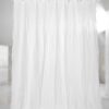 Tenda in lino leggero e organza con cuciture in rilievo