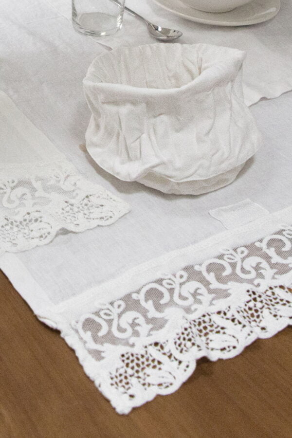 Tovaglietta in lino pesante con pizzo Tulle - immagine 4